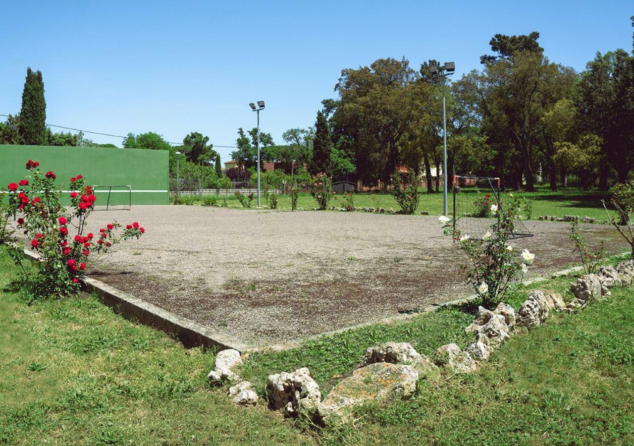 Masia Can Sola Gros كالذيس ذي مالافييّا المظهر الخارجي الصورة